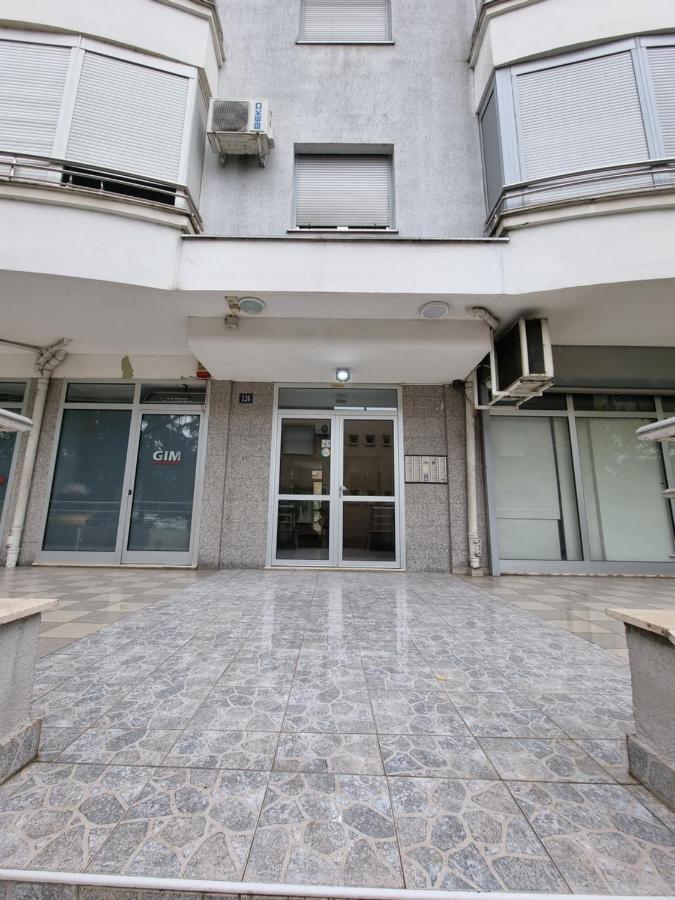 One Bedroom Centre Apartment Podgoriçe Dış mekan fotoğraf